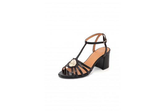sandales et nu pieds Emilie Karston callista