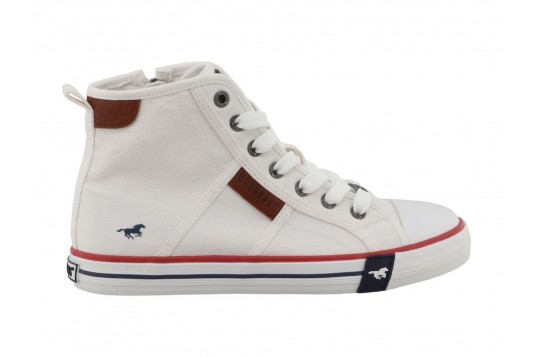baskets et sportswears Mustang 242005