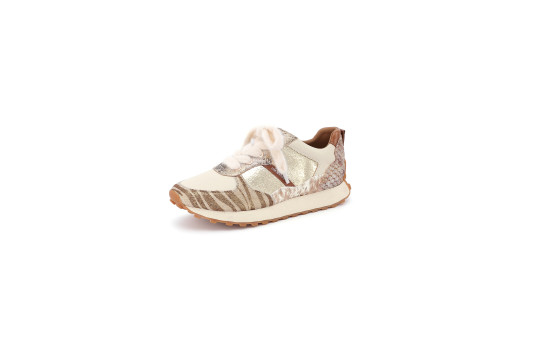 baskets et sportswears Emilie Karston collins